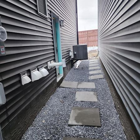 Apartamento Trendy 2-Bed Oasis Awaits! YYC Exterior foto