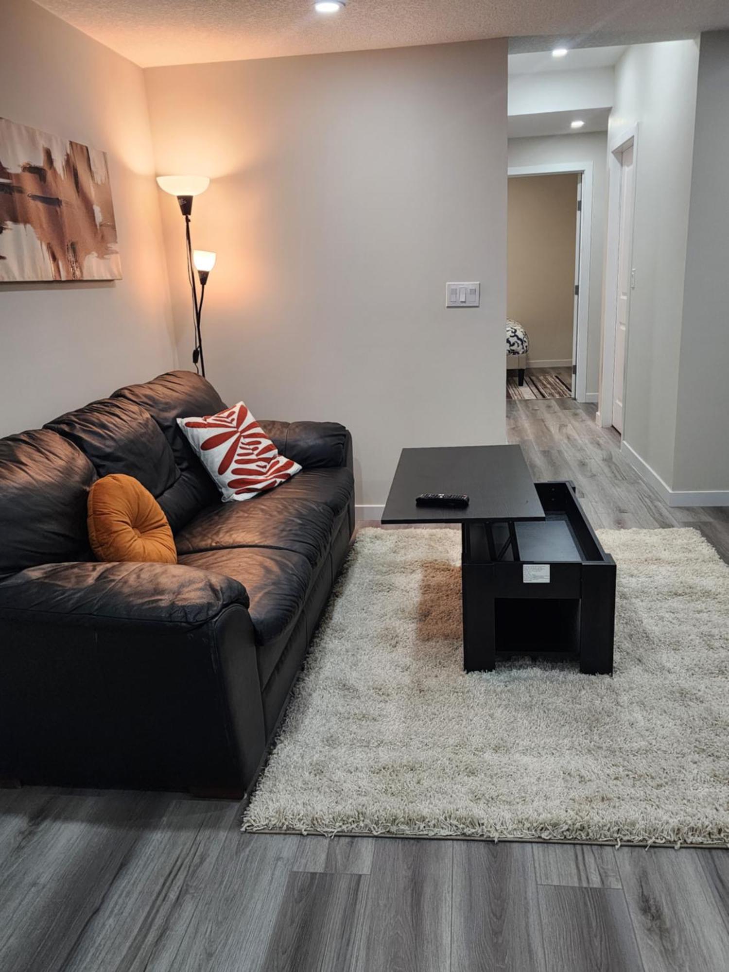 Apartamento Trendy 2-Bed Oasis Awaits! YYC Exterior foto